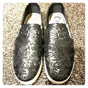 Circus by Sam Edelman floral cut out slip ons